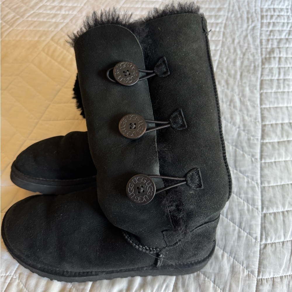 Ugg Bailey Triple Button Down Black Boots-Size 8 - image 5